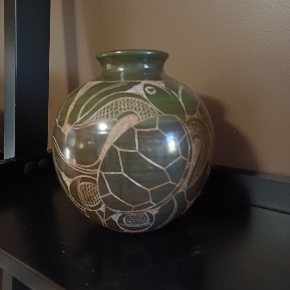 Redware Turtle Round Vase Green Etched Leaves Fish 6" Tall - Picture 2 of 7